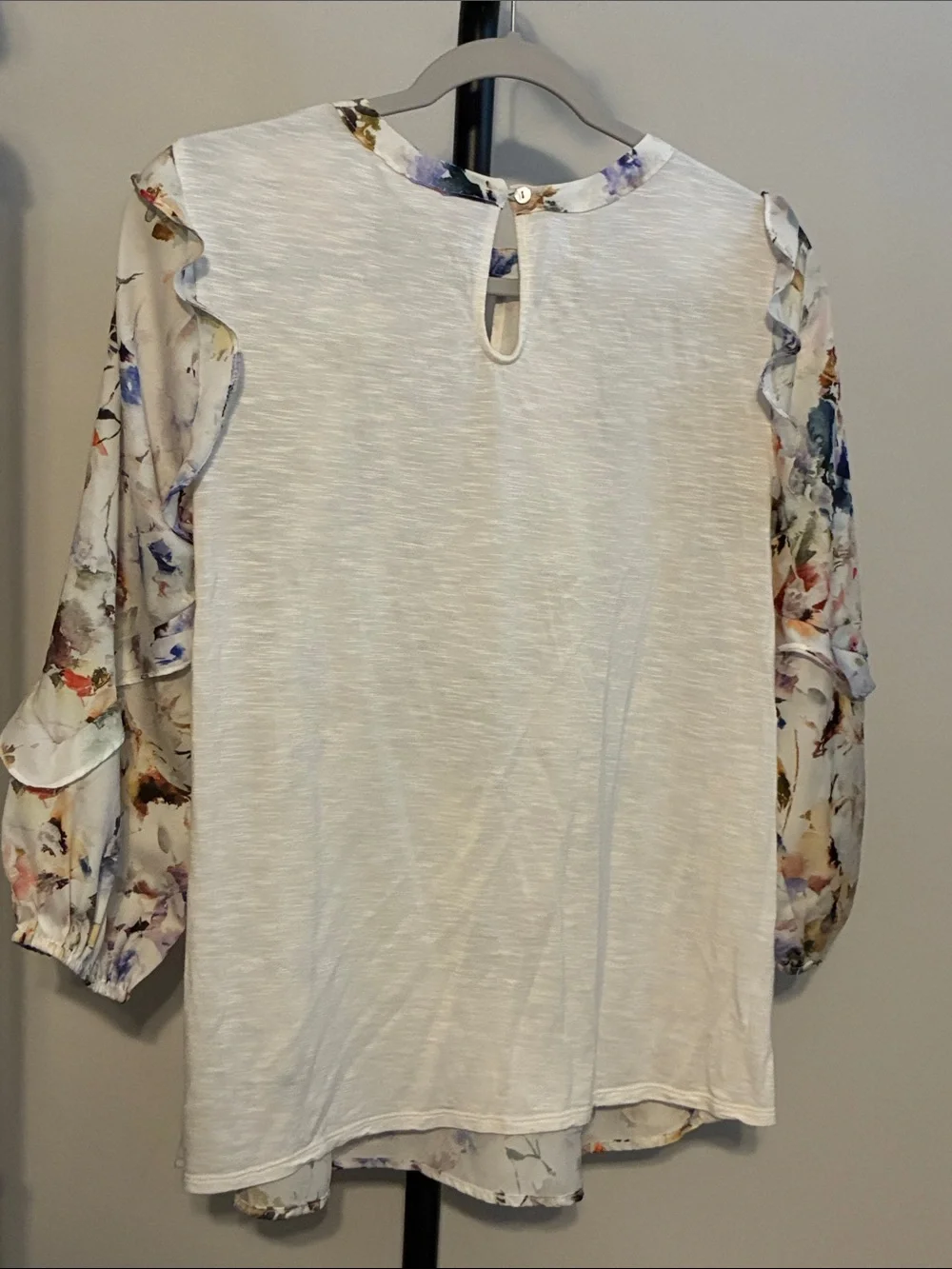 Anthropologie Dolan Araminta Cream Floral Ruffle Keyhole Blouse Small